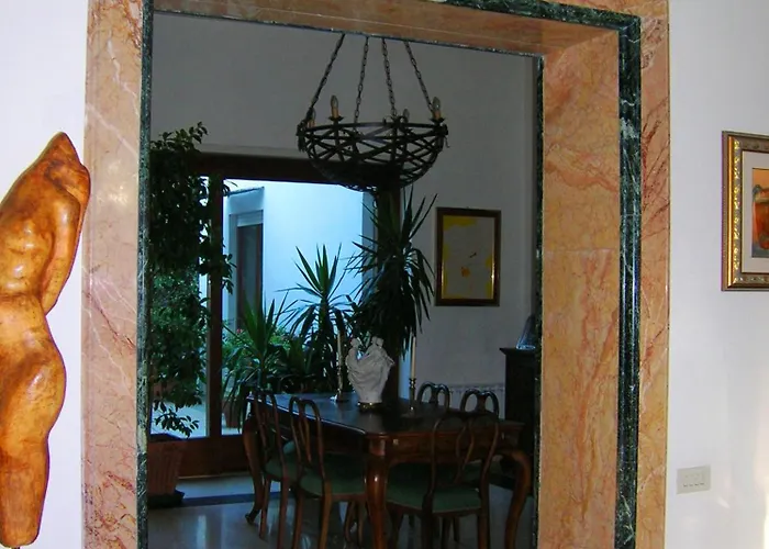 Relais La Canfora 4* Rome